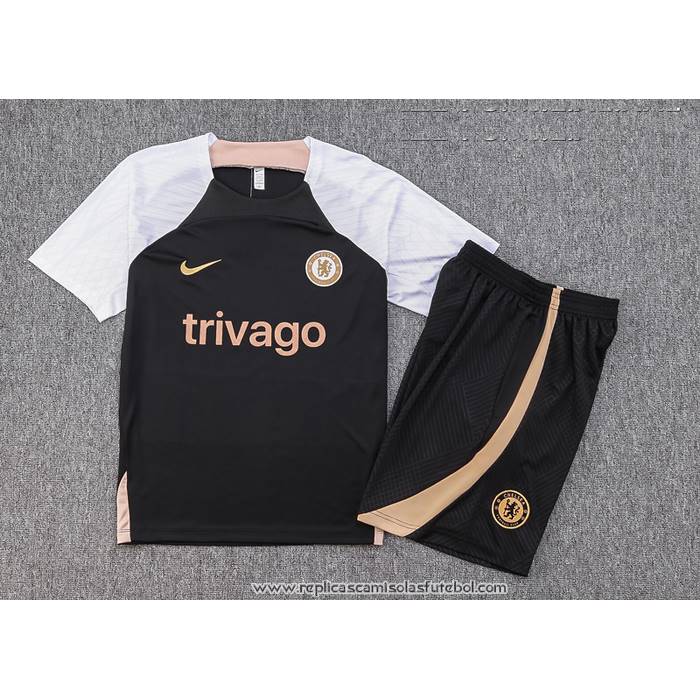 Fato de Treino
 Chelsea 2023-2024 Manga Curta
 Preto
 - Calcas Curta
